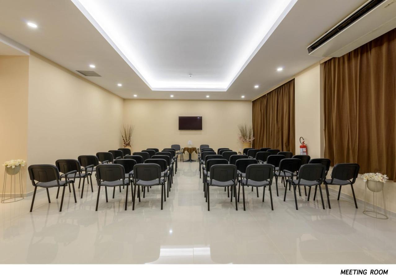 Olympos Beach Hotel 法里拉基 外观 照片